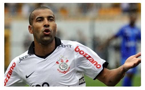 Emerson et les Corinthians de nouveau leaders Emerson