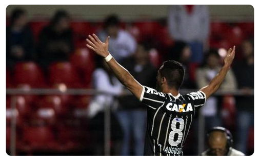 Corinthians Renato Augusto donne la première manche au Timão