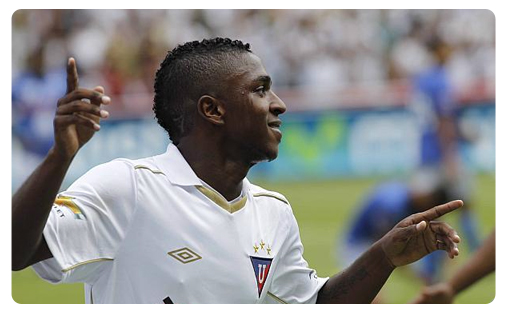 Bolaños offre un net avantage à la LDU Miller Bolaños