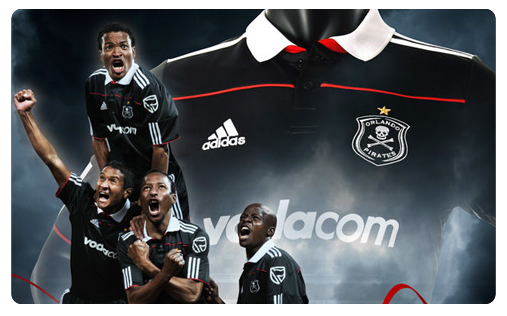 Des Pirates sur Lucarne Opposée Orlando Pirates