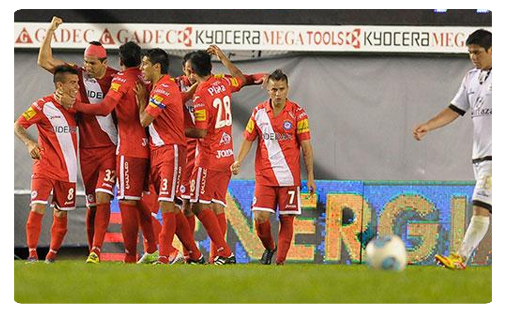 Argentinos Juniors Argentinos seul en têtr