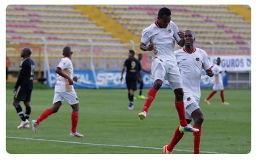 Águilas Doradas, première surprise du tournoi