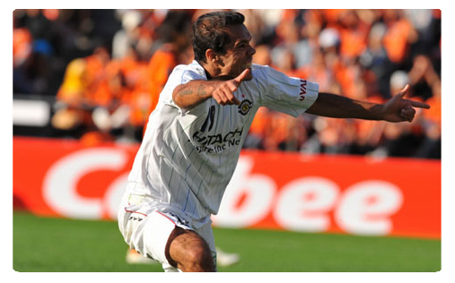 Leandro Domingues et Kashiwa sont à deux matchs du titre Leandro Domingues