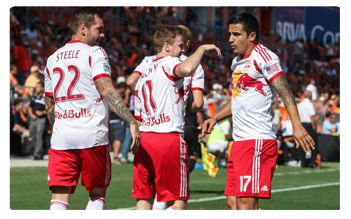 Tim Cahill entre dans l'histoire de la MLS