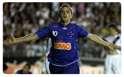 Montillo ouvre le score, la Raposa prend les commandes Walter Montillo